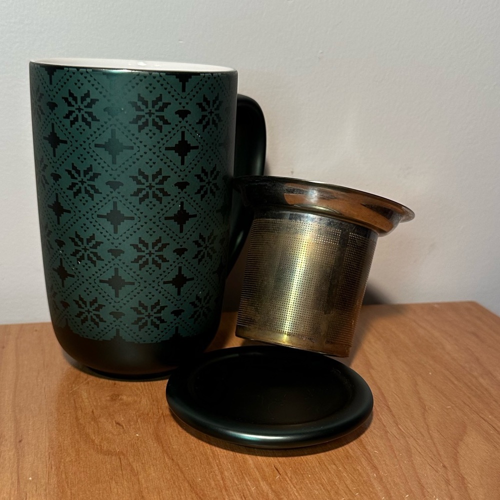David’s Tea Patterned Green Mug with Infuser